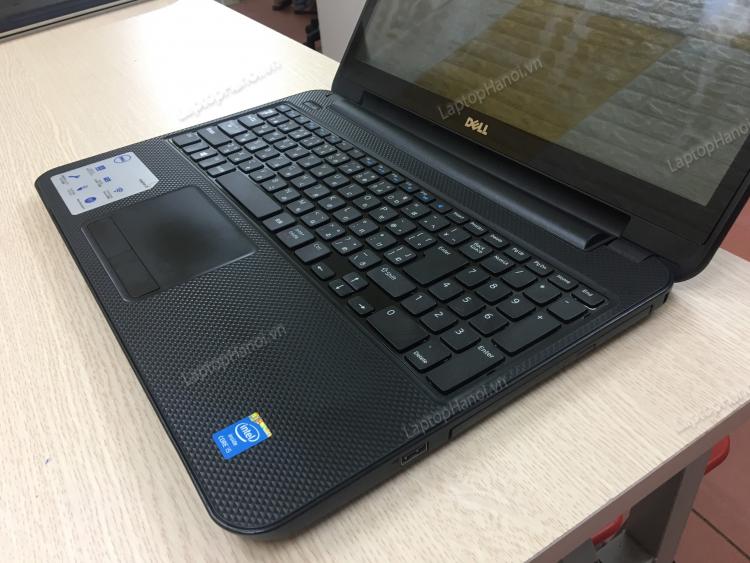 laptop dell vỏ nhựa sần chống bám vân tay